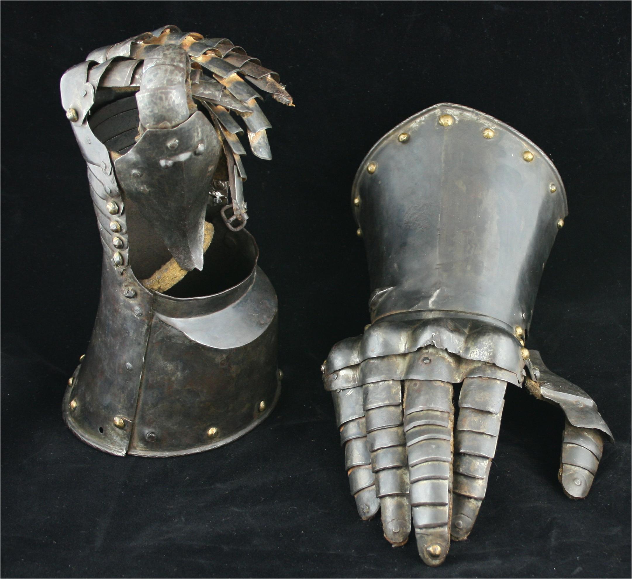 Pair of finger gauntlets. - A-121-side-and-back