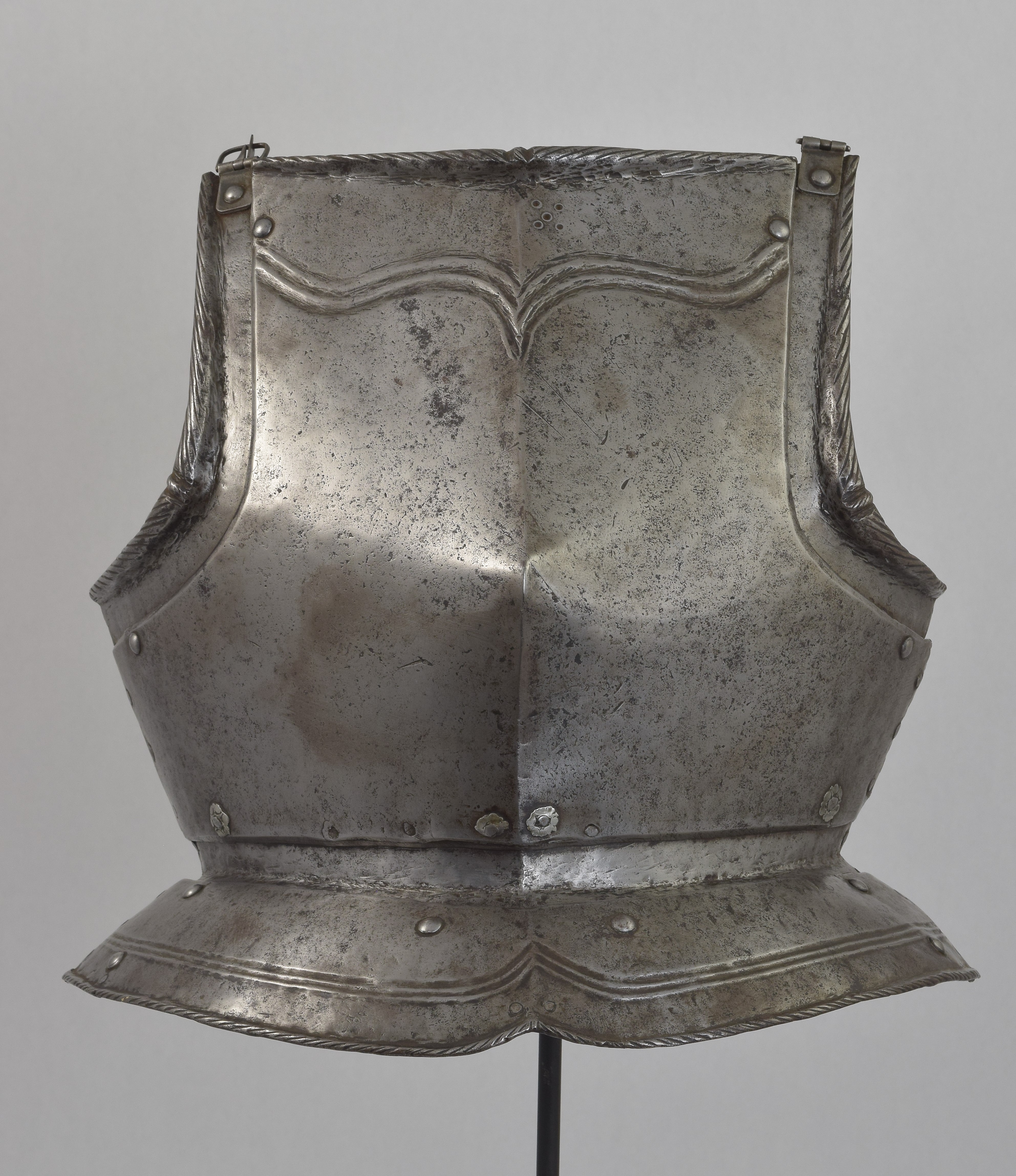 Breast and back plates - A-291-b-front