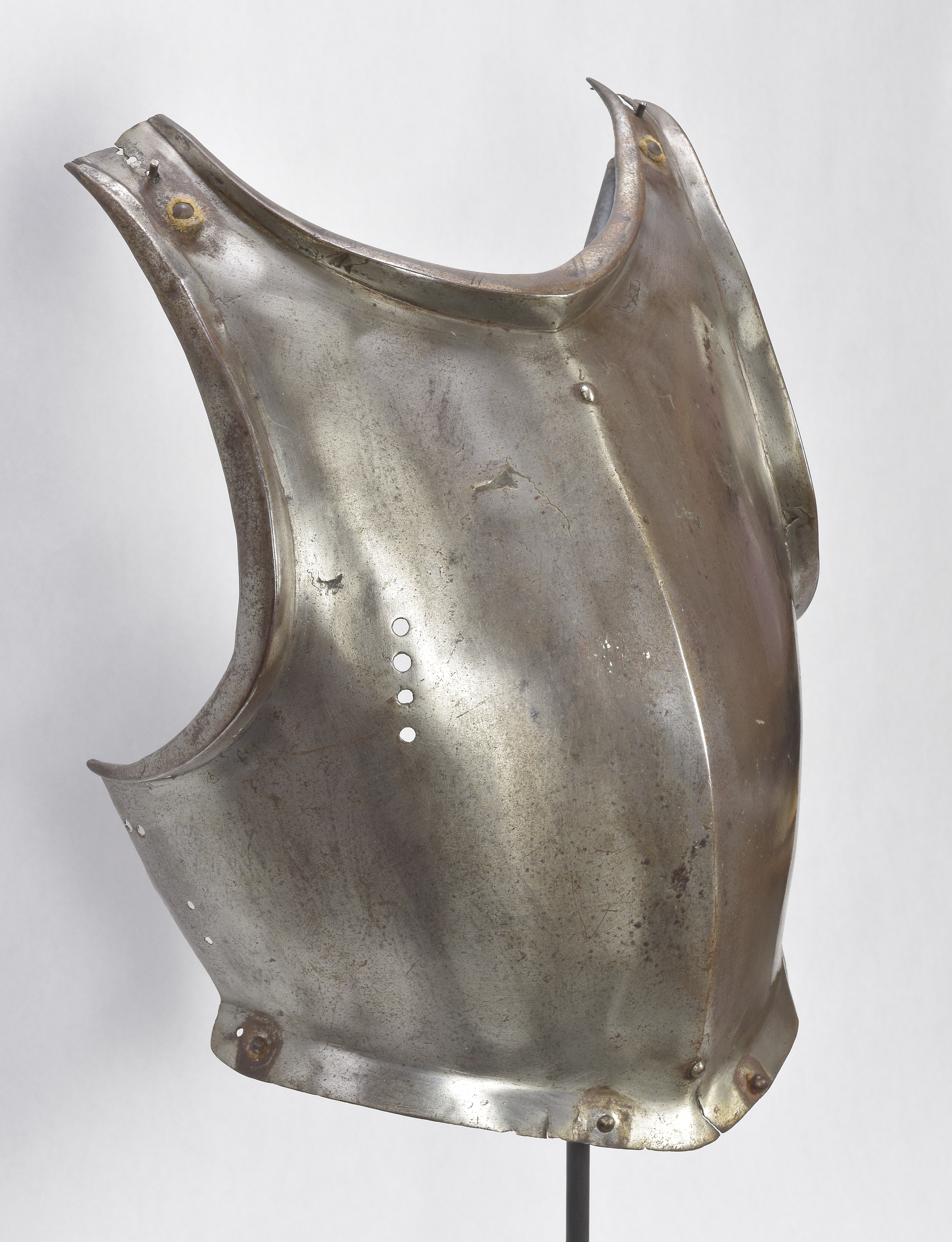 Italian or Flemish Breastplate - A-66-Stand-angle