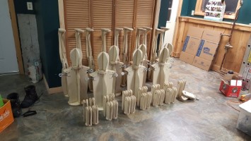 breakdown steel and wood stand for a Pisan half armor