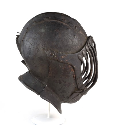 Close Helmet