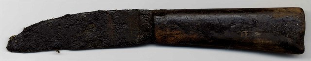 knife