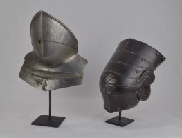 Stands holding a buffe that is normally secured to a breastplate and a kneStands holding a buffe that is normally secured to a breastplate and a knee